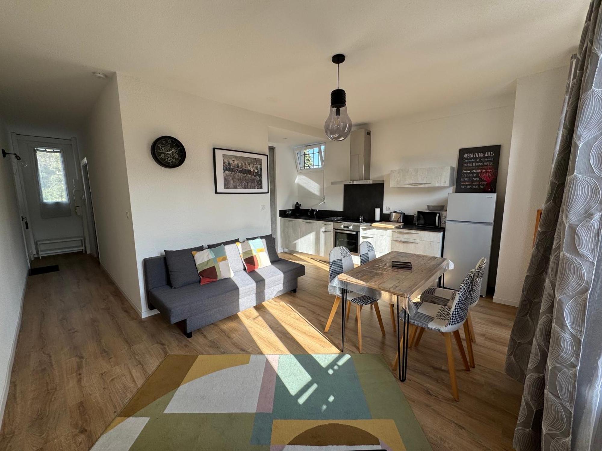 Appartement Le Madargue Idealement Place Châtel-Guyon Dış mekan fotoğraf