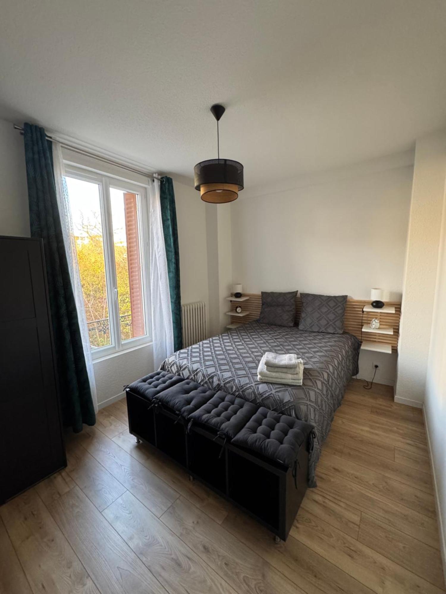 Appartement Le Madargue Idealement Place Châtel-Guyon Dış mekan fotoğraf